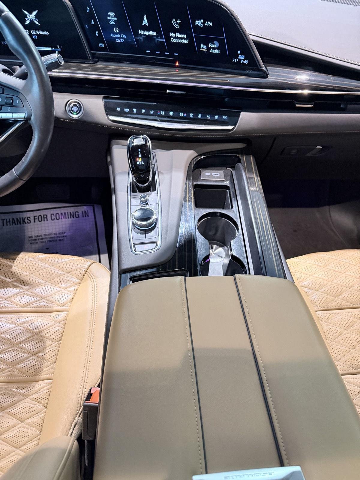 2024 Cadillac Escalade Sport - Photo 47