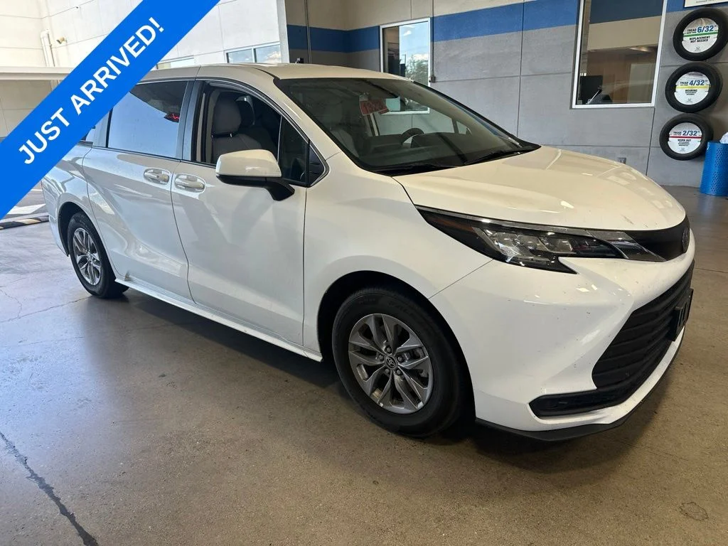 Used 2023 Ice Toyota LE image 2