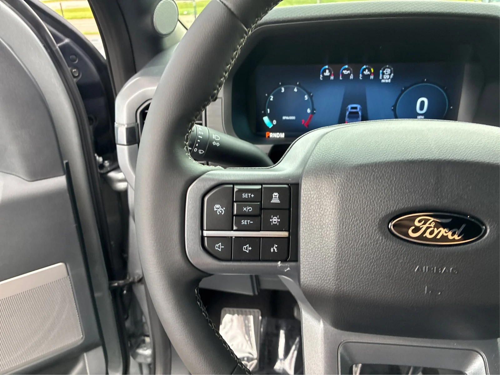 New 2026 Iconic Silver Metallic Ford XLT image 22