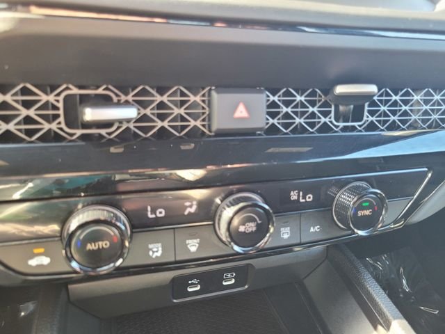 Used 2024  Honda Sport image 25
