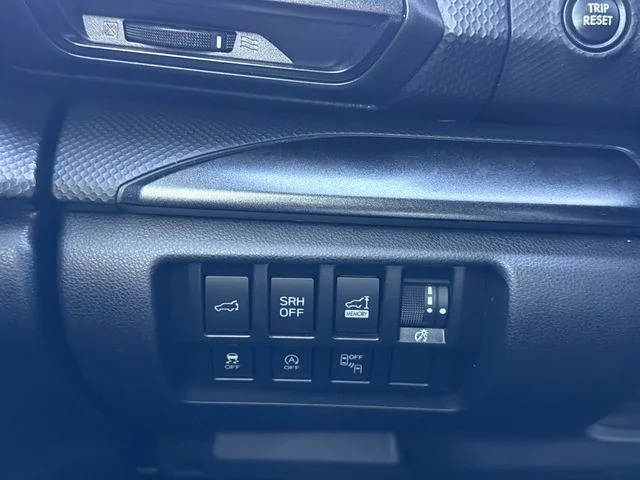 Used 2022 White Subaru Wilderness image 29
