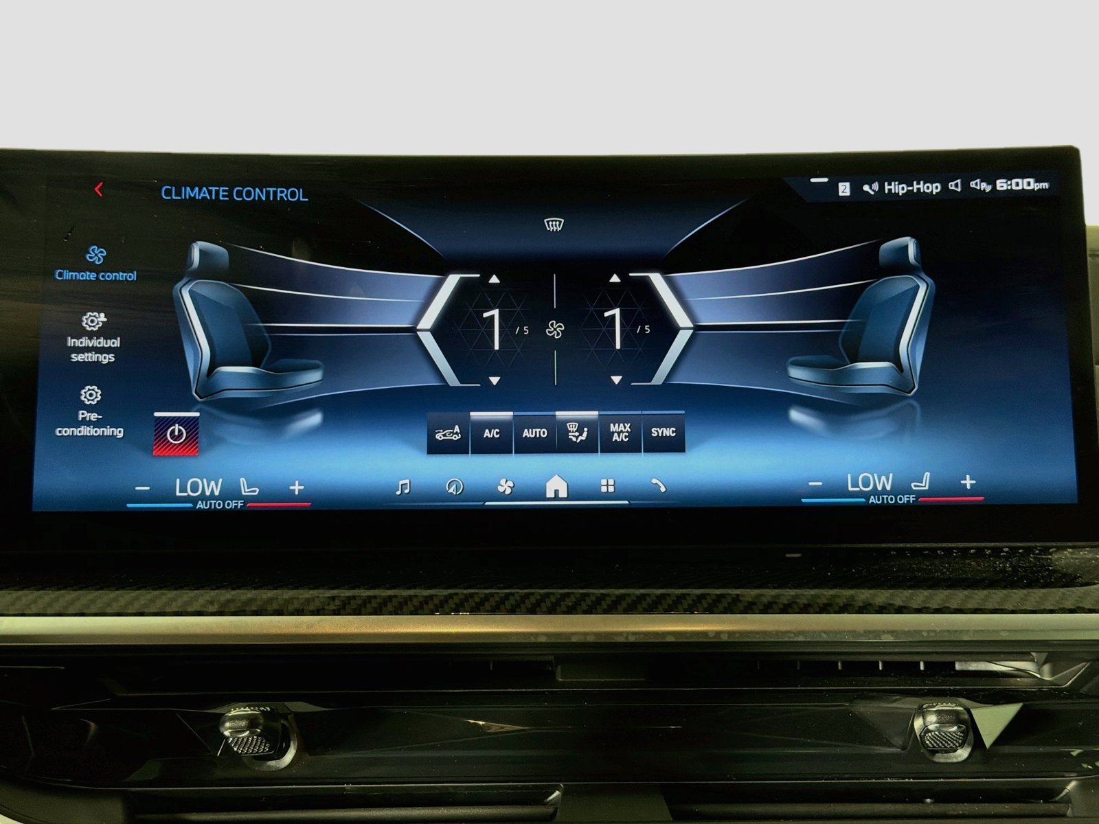 Used 2026 Dravit Grey Metallic BMW M60i image 16