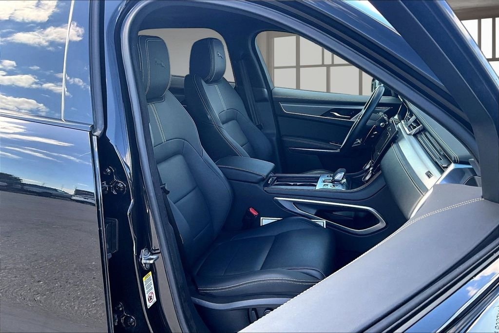 Used 2026 Santorini Black Metallic Jaguar P250 R-Dynamic S image 7
