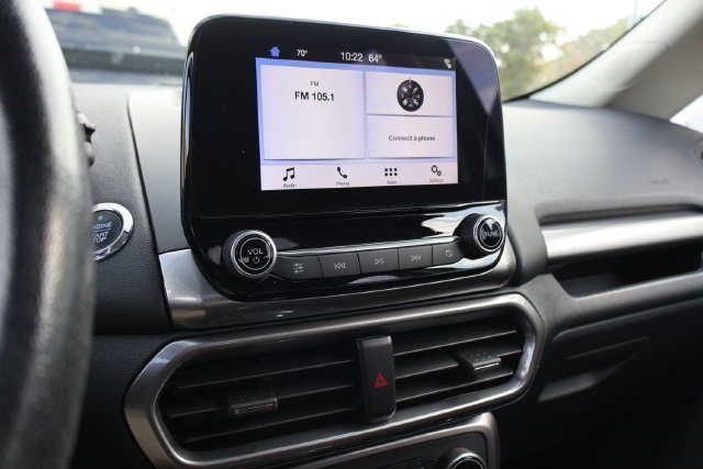 Used 2019 Silver Ford SE image 10