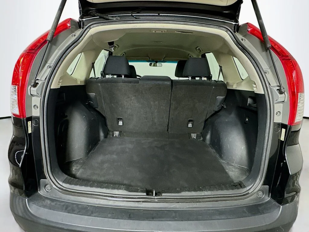 Used 2013  Honda LX image 24