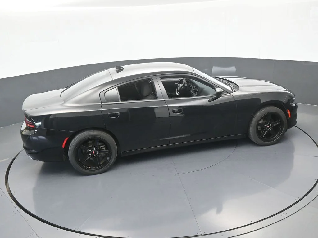 Used 2023 Pitch Black Clearcoat Dodge SXT image 45