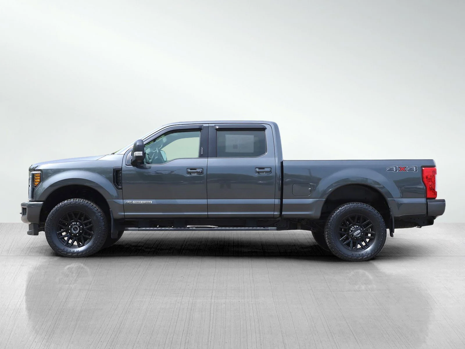 Used 2019 Ford F-250 Super Duty XL with VIN 1FT7W2BT8KEG14218 for sale in White Bear Lake, Minnesota