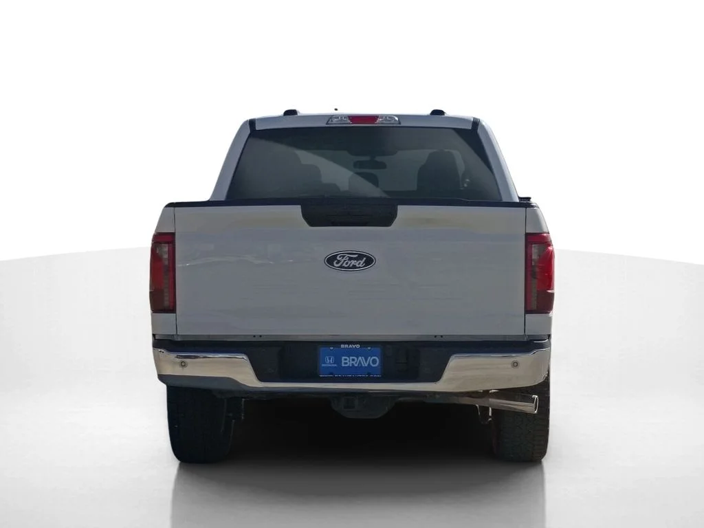 Used 2025 White Ford XLT image 7