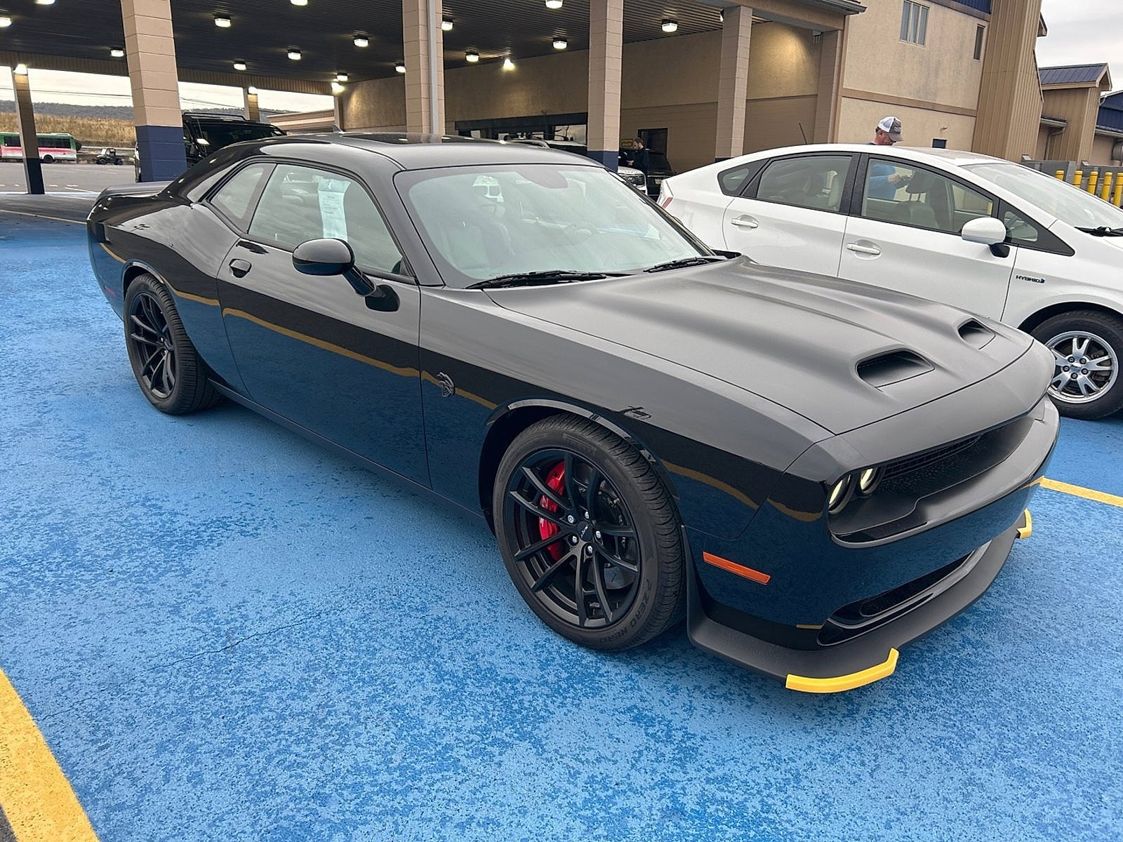 2023 Dodge Challenger SRT8 Hellcat photo 4