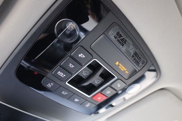 Used 2025 Panthera Metal Kia SX Prestige image 32