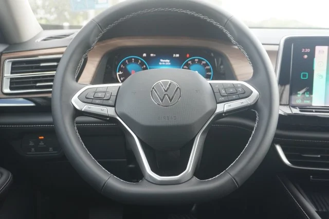 New 2026 Pure Gray Volkswagen 2.0T SE w/Technology image 27