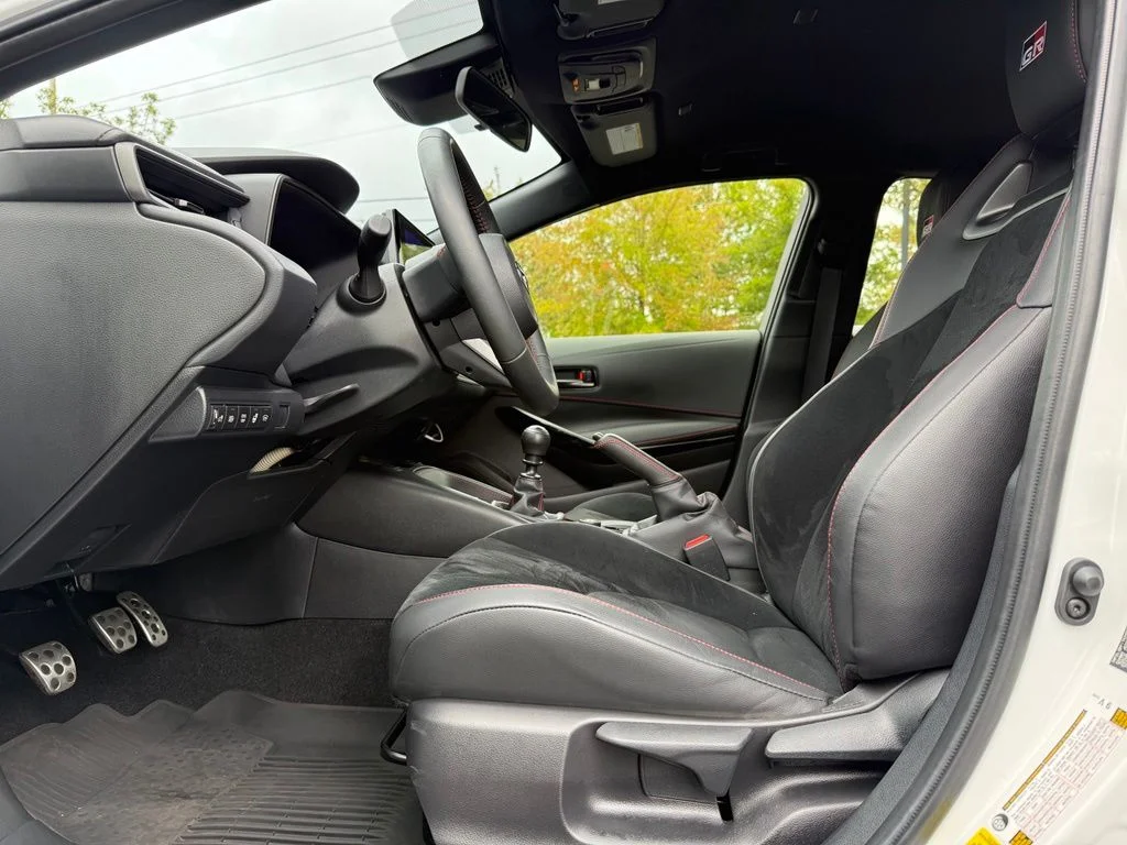 Certified Used 2025 Ice Toyota Premium Plus image 12
