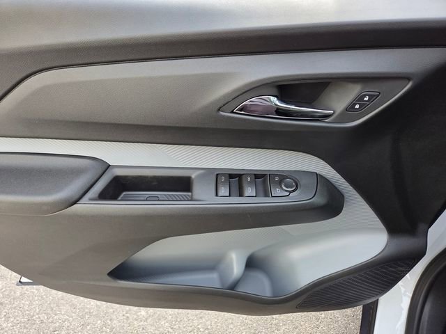 2027 Chevrolet Bolt LT - Photo 9
