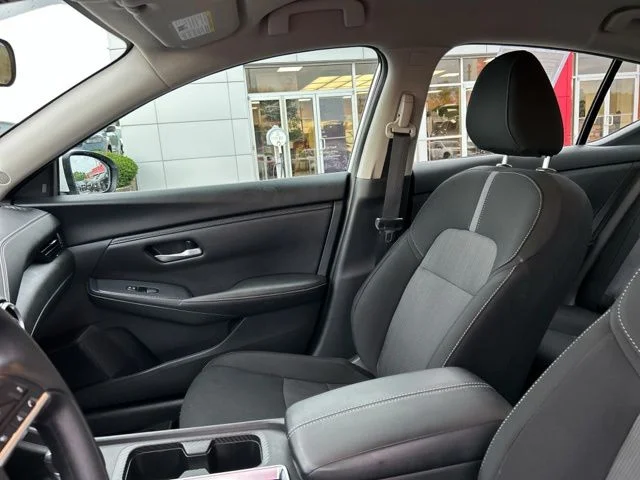 Used 2024 White Nissan SV image 28