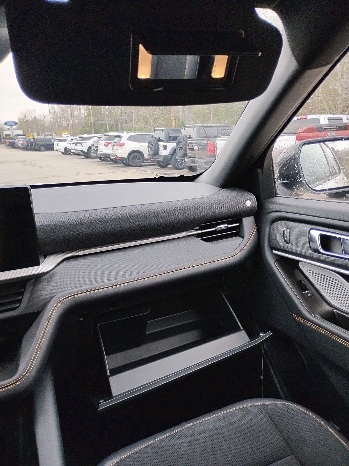 New 2026 Star White Metallic Tri-Coat Ford Tremor® image 27