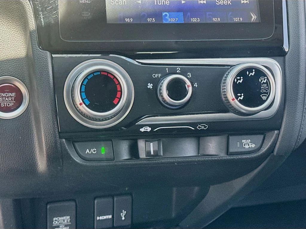 Used 2016 White Honda EX-L image 15