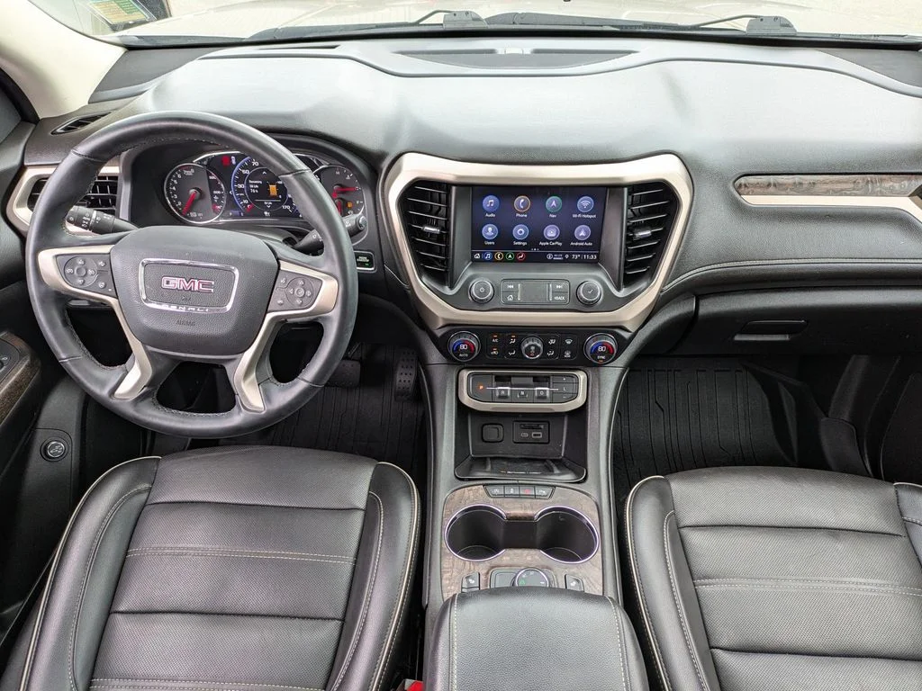 Used 2023  GMC Denali image 17
