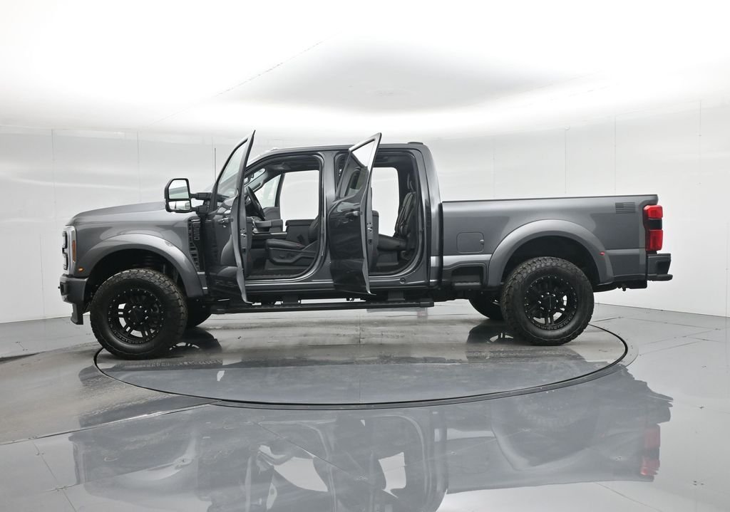 New 2026 Carbonized Gray Metallic Ford Lariat image 38