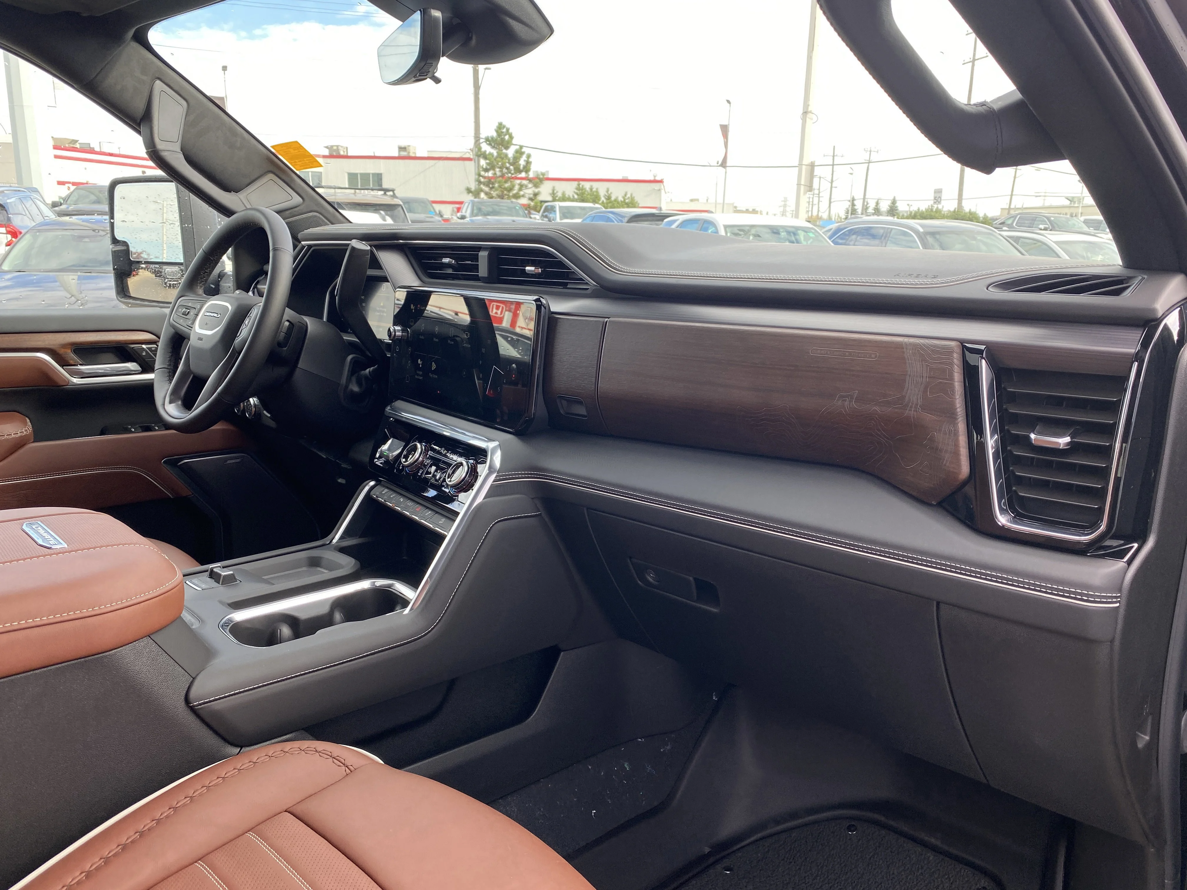 New 2026 ONYX BLACK GMC Denali Ultimate image 30