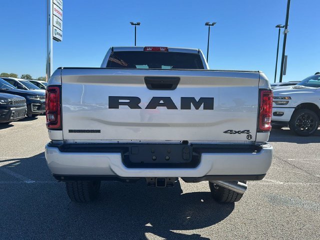 New 2027 Silver-Zynith Exterior Paint RAM Big Horn image 4