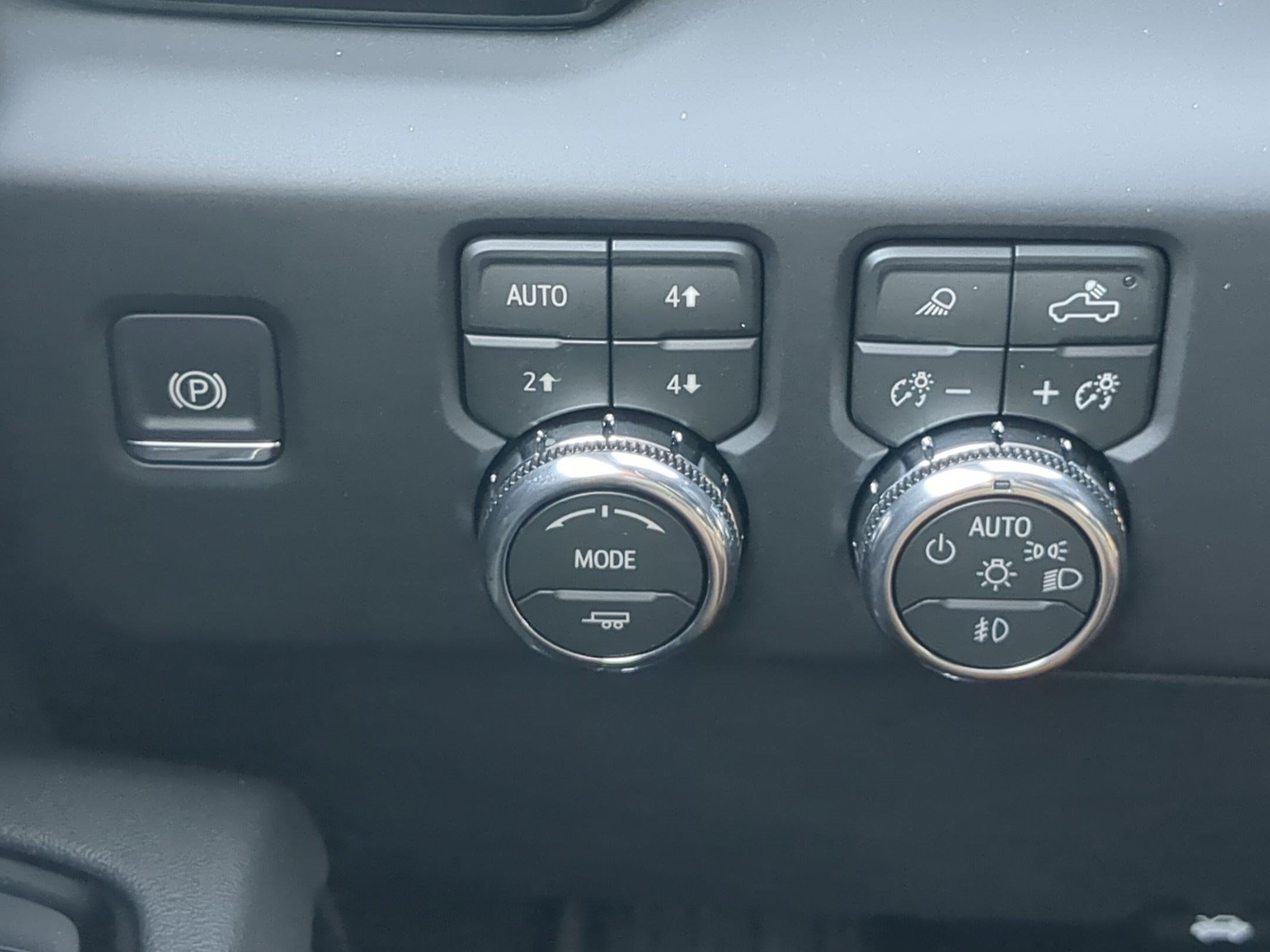 2026 GMC Sierra 1500 AT4 - Photo 18