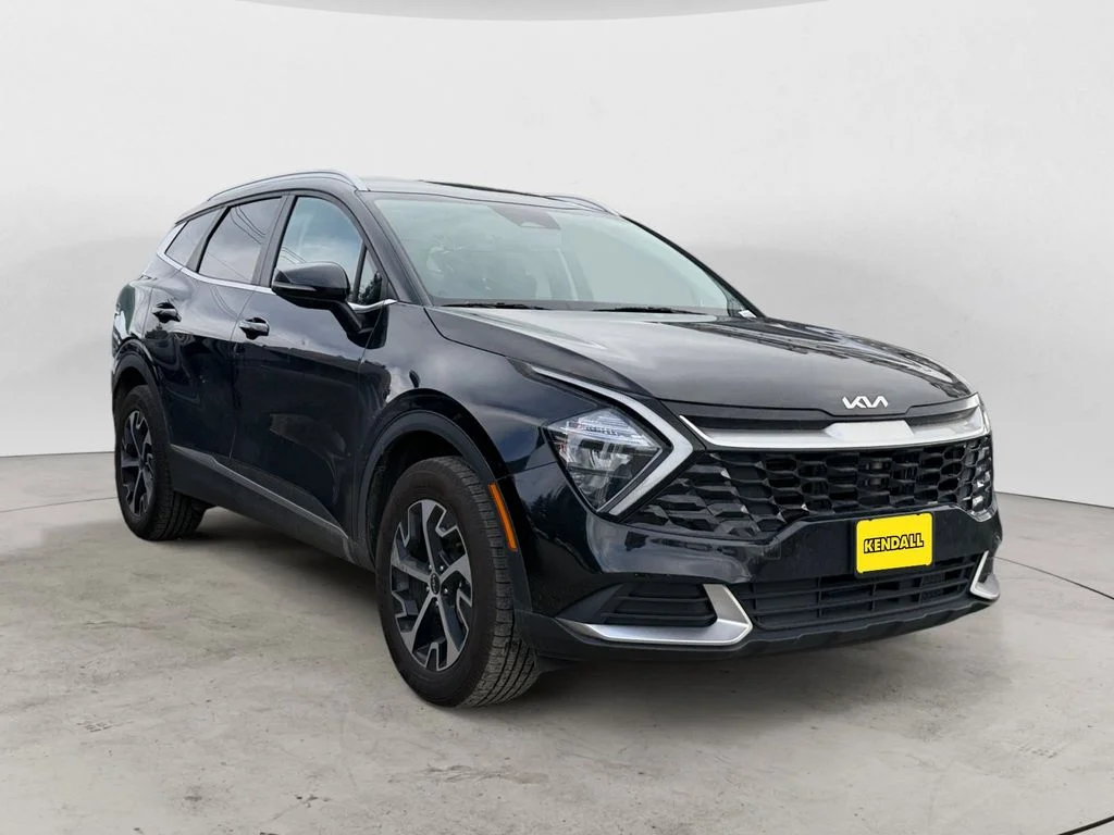 Used 2023 Black Kia EX image 4