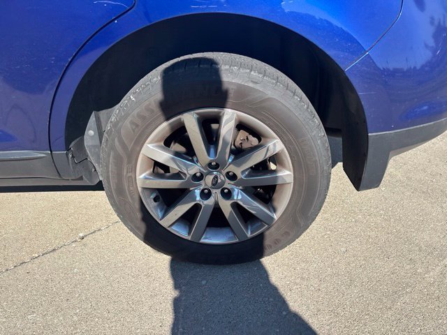 Used 2014 Blue Ford SEL image 10