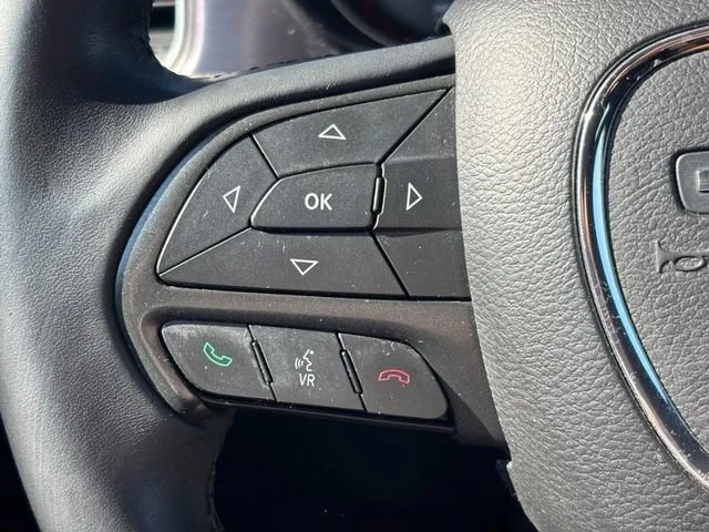 Used 2015 Gray Dodge SE image 17