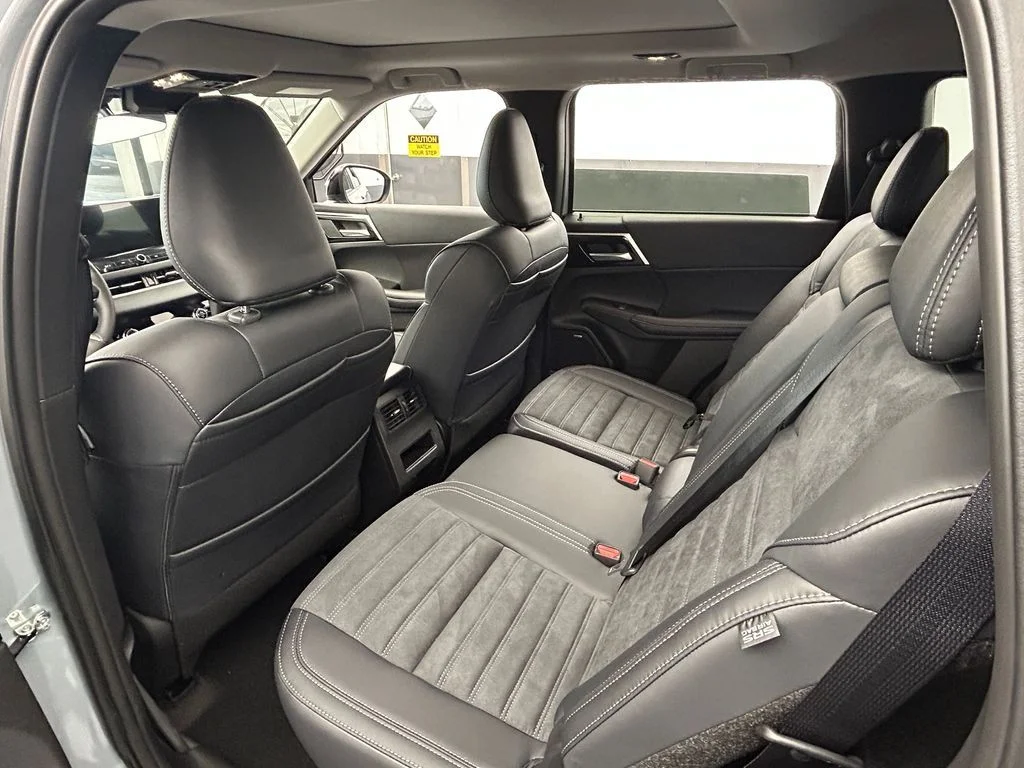 2025 Mitsubishi Outlander Trail Edition - Photo 40
