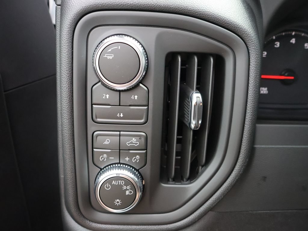 2026 GMC Sierra 3500HD Pro - Photo 44