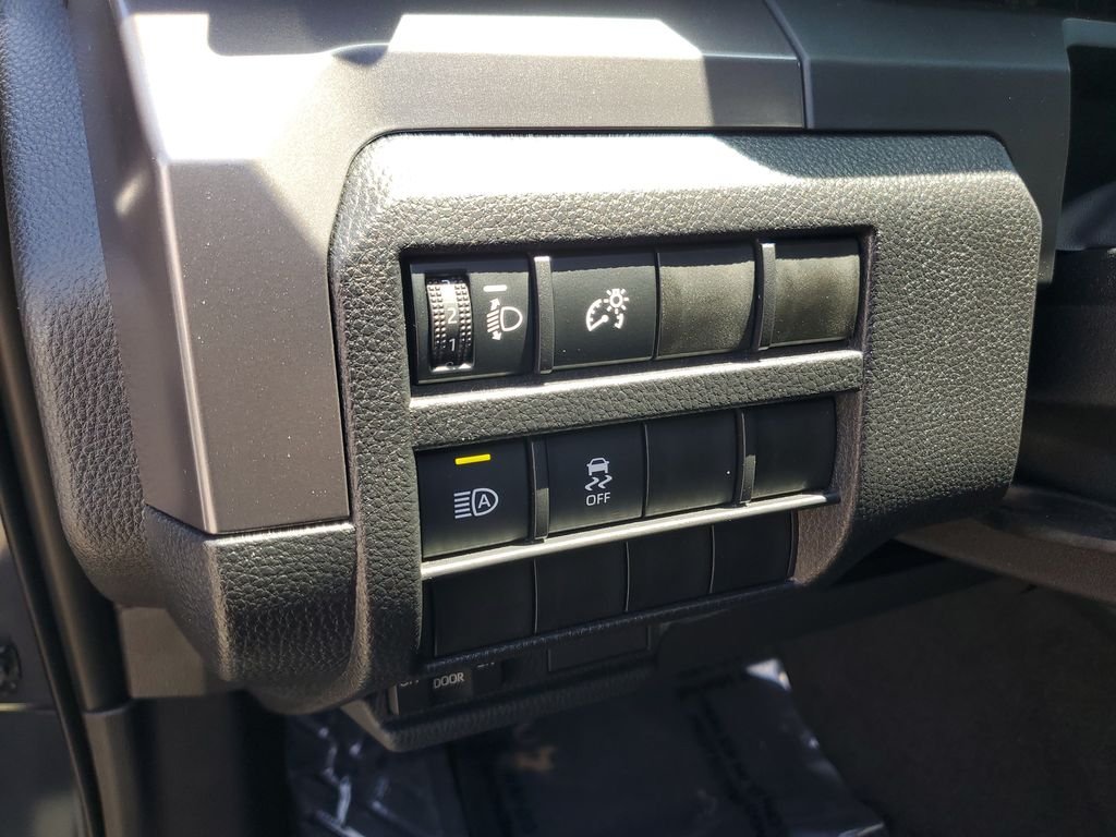 Used 2026 Underground Toyota SR5 image 22