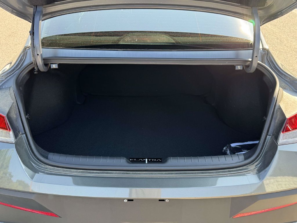 Used 2025 Gray Hyundai SE image 17