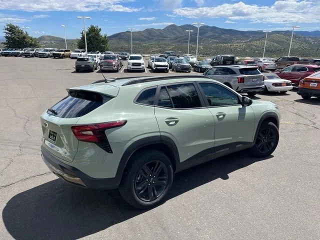 Used 2025 Cacti Green Chevrolet ACTIV image 8