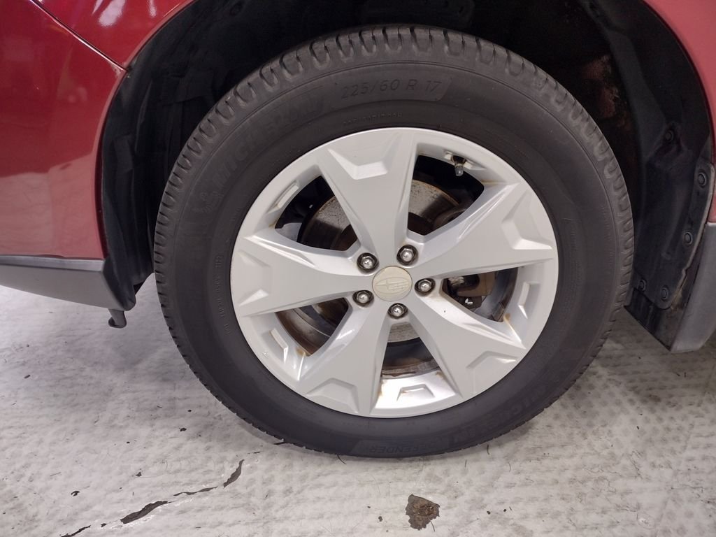 Used 2016 Red Subaru 2.5i Premium image 5