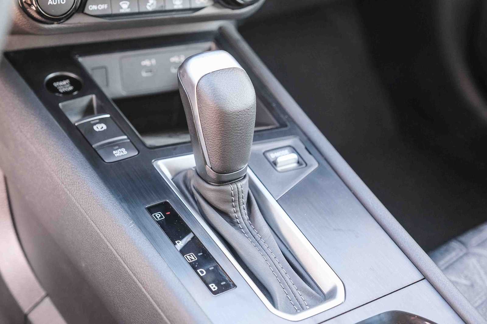 New 2027 Gun Metallic Nissan SV image 23