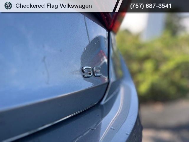 Used 2025 Platinum Gray Metallic Volkswagen 1.5T SE image 12