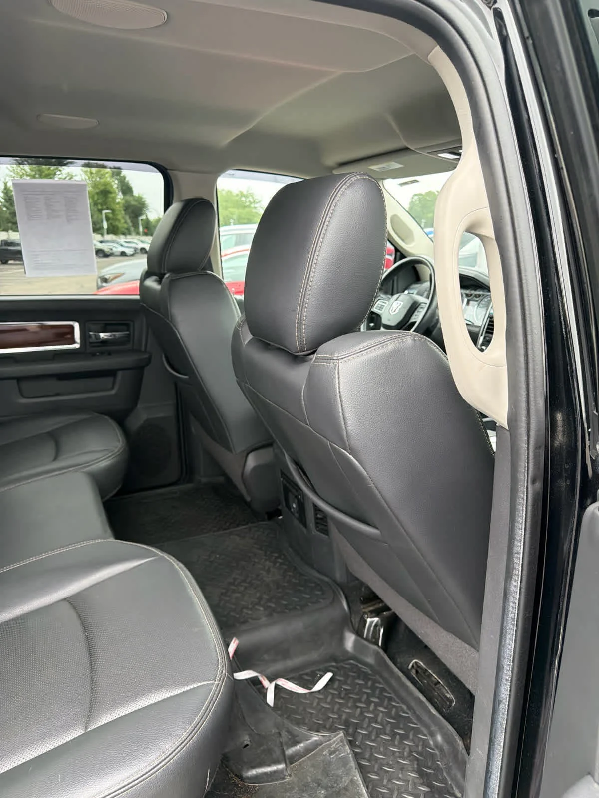 Used 2012 Black Ram Laramie image 11