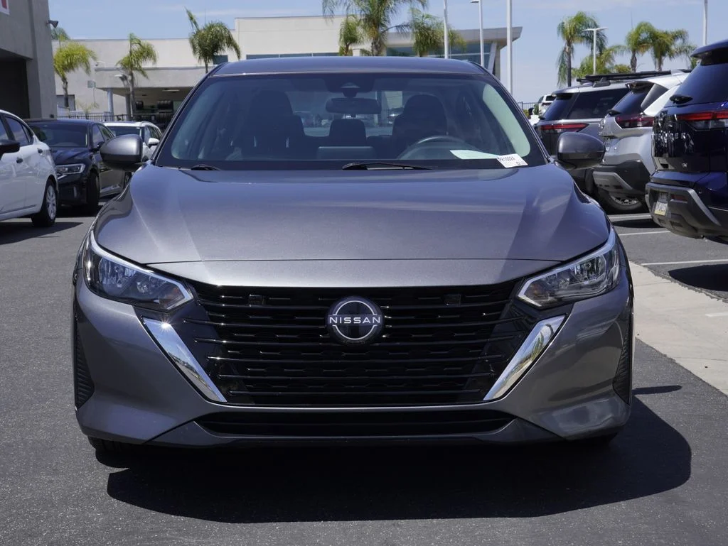 Used 2024 Gray Nissan SV image 5
