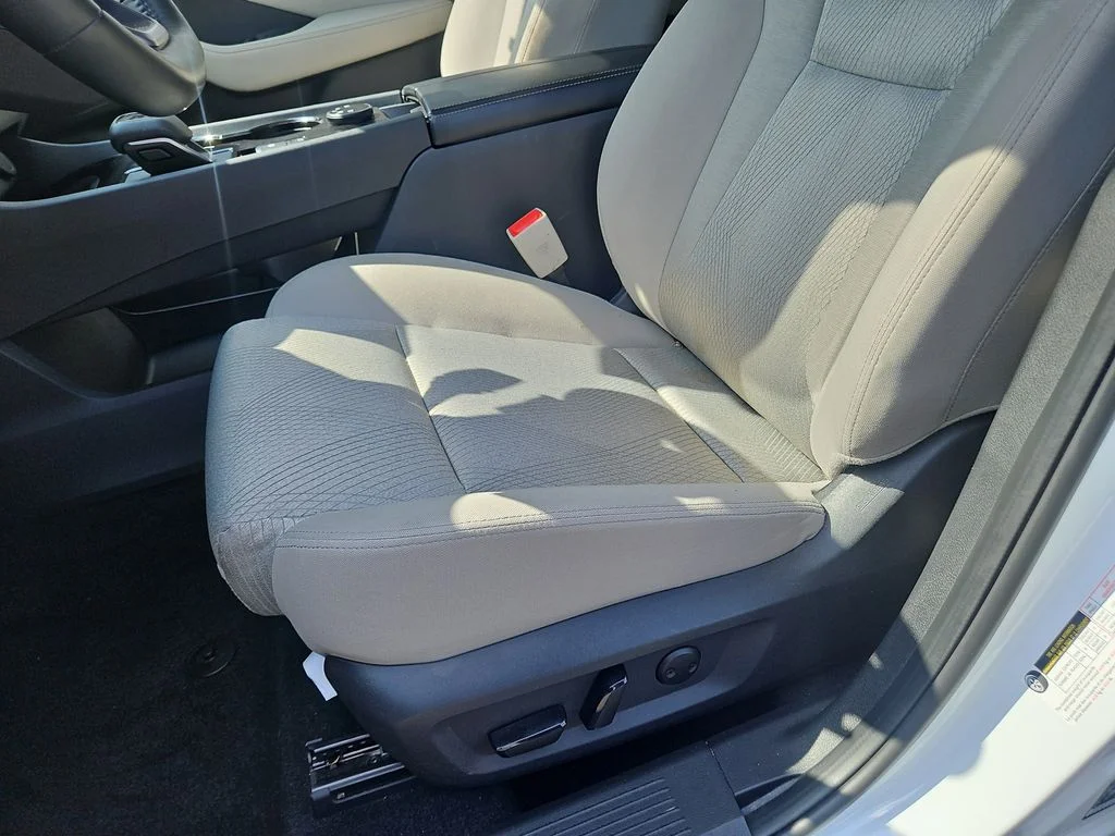 Used 2025 White Nissan SV image 20