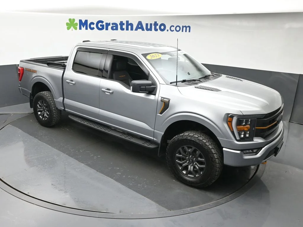 Used 2023 Silver Ford Tremor image 3