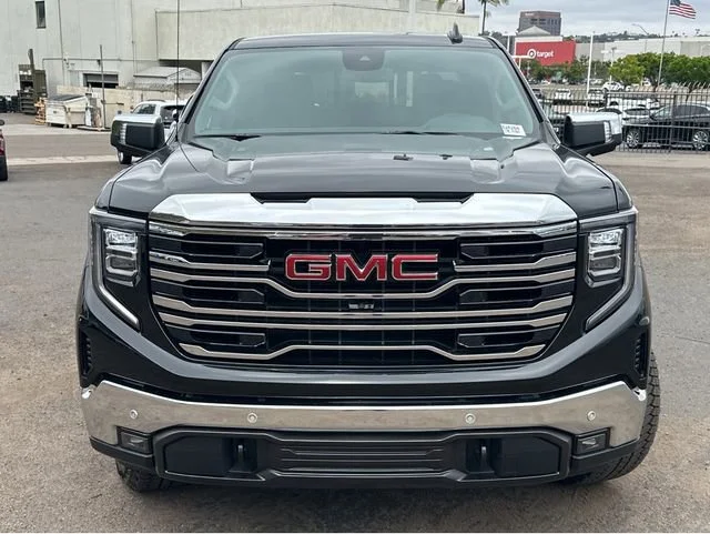 New 2026 Onyx Black GMC SLT image 2