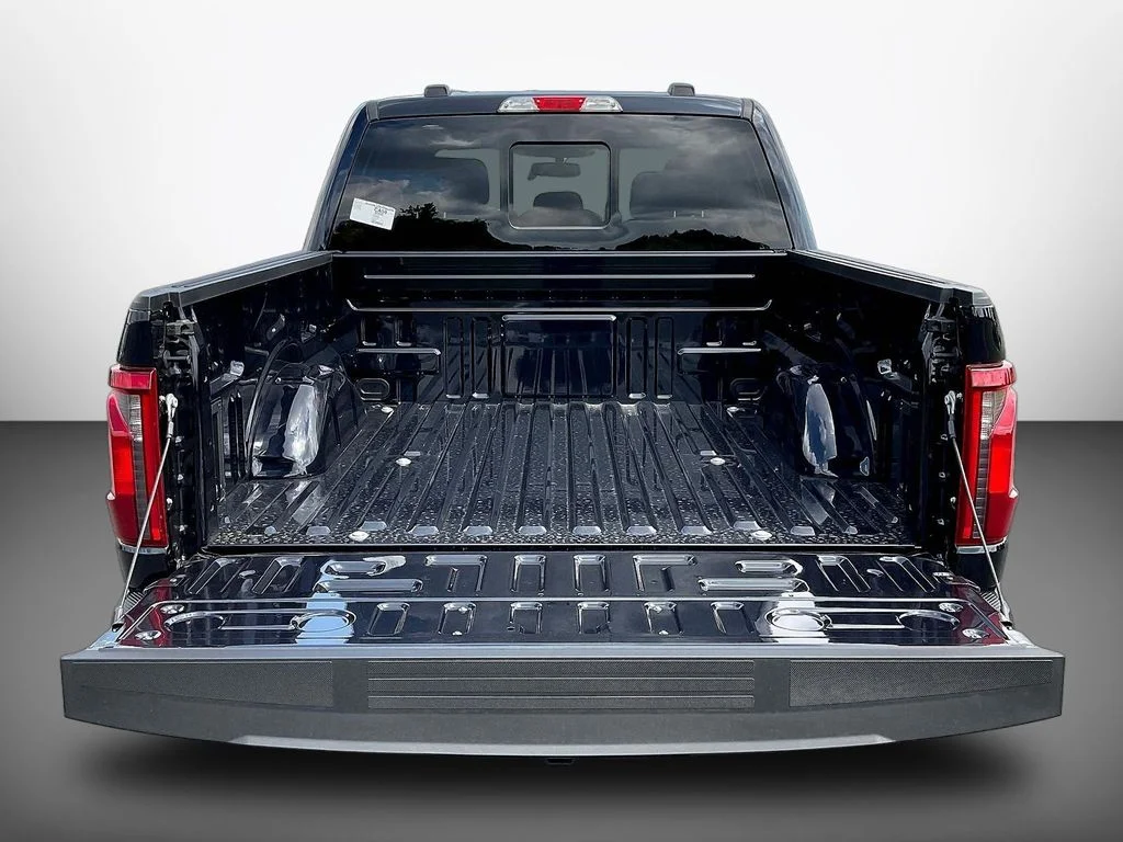 New 2026 Antimatter Blue Metallic Ford XLT image 17