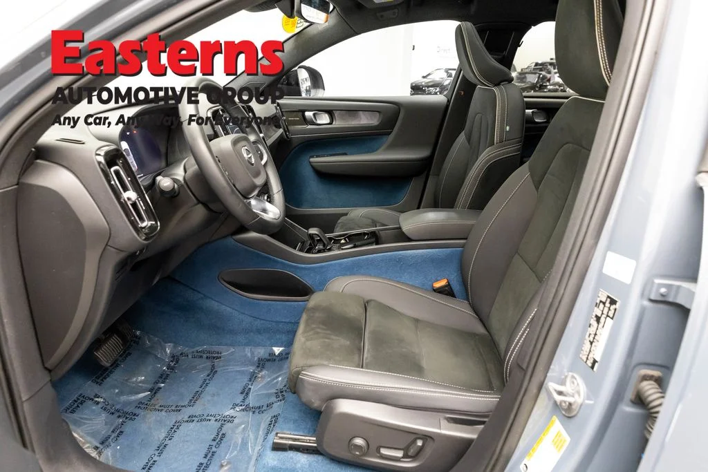 Used 2023 Gray Volvo Ultimate image 14