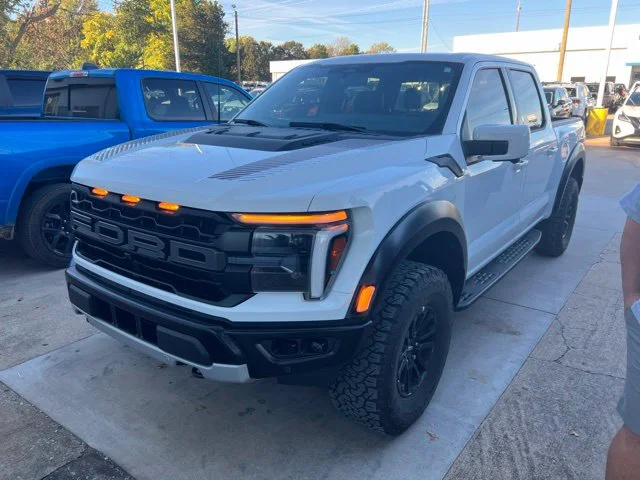 Used 2025 White Ford Raptor image 1