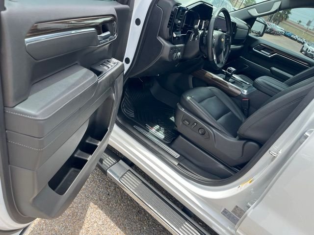 Used 2024 White Chevrolet LT image 19