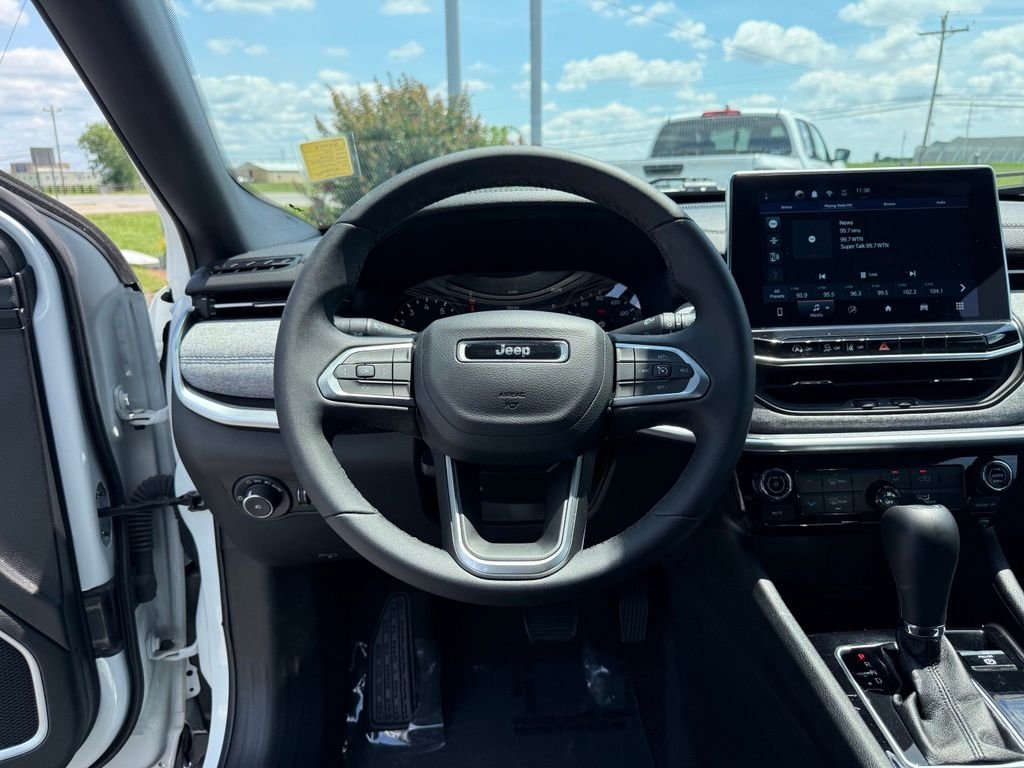 Used 2024 White Jeep Latitude image 14