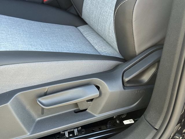 2025 Volkswagen ID.4 PRO - Photo 23