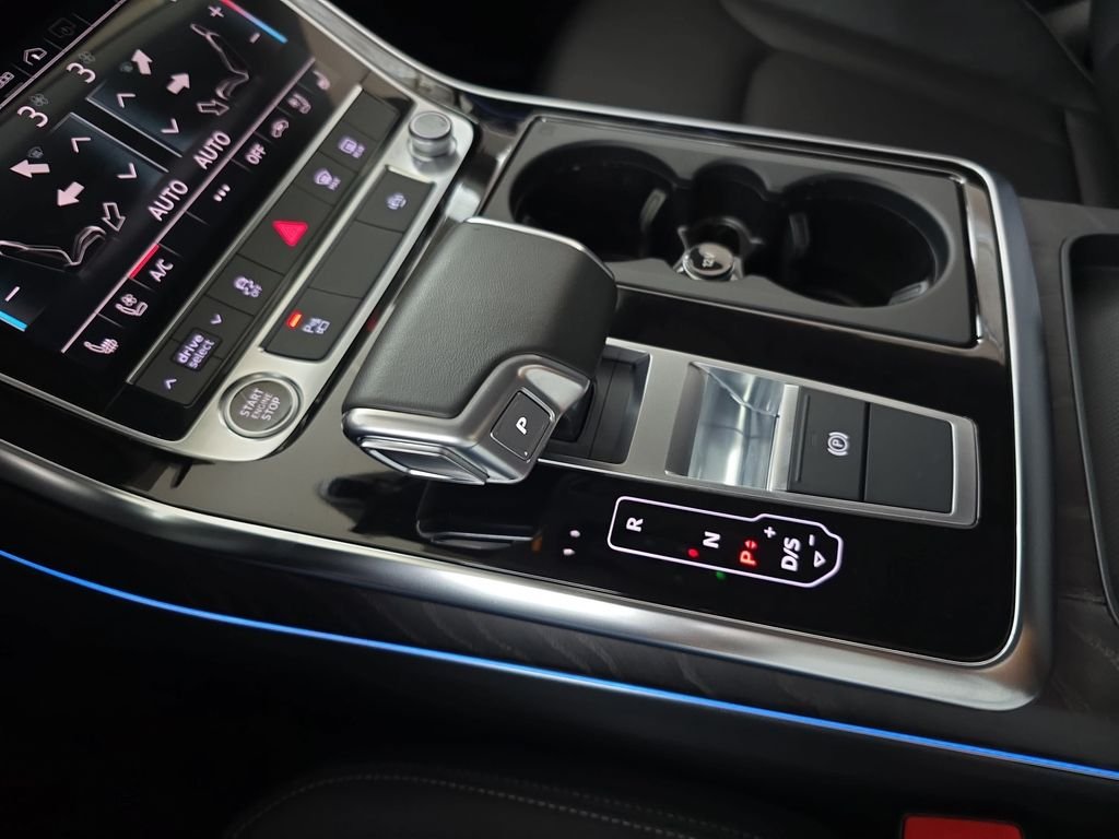 Used 2022  Audi 55 Premium Plus image 26