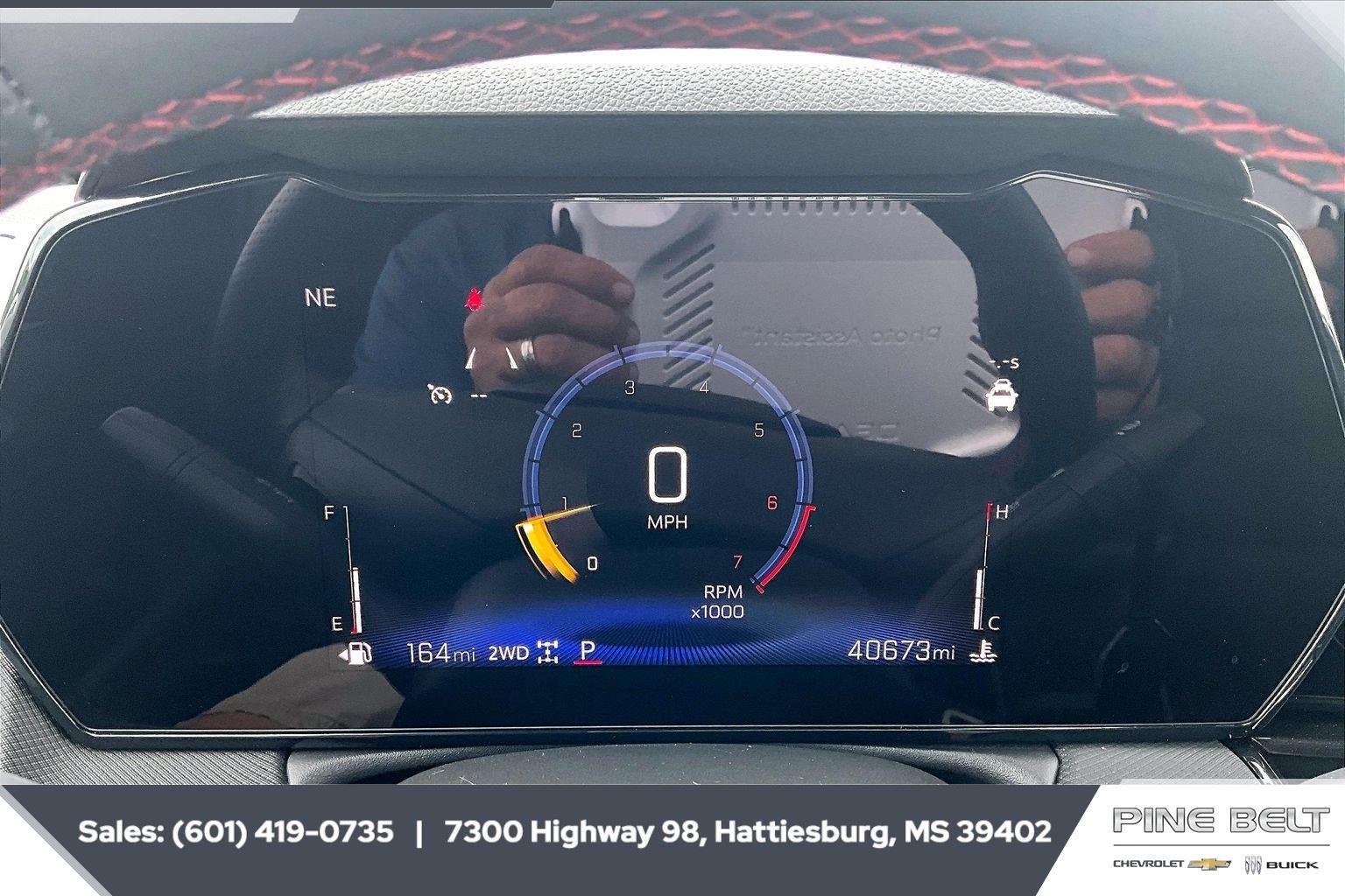 Used 2025 Mosaic Black Metallic Chevrolet RS image 16