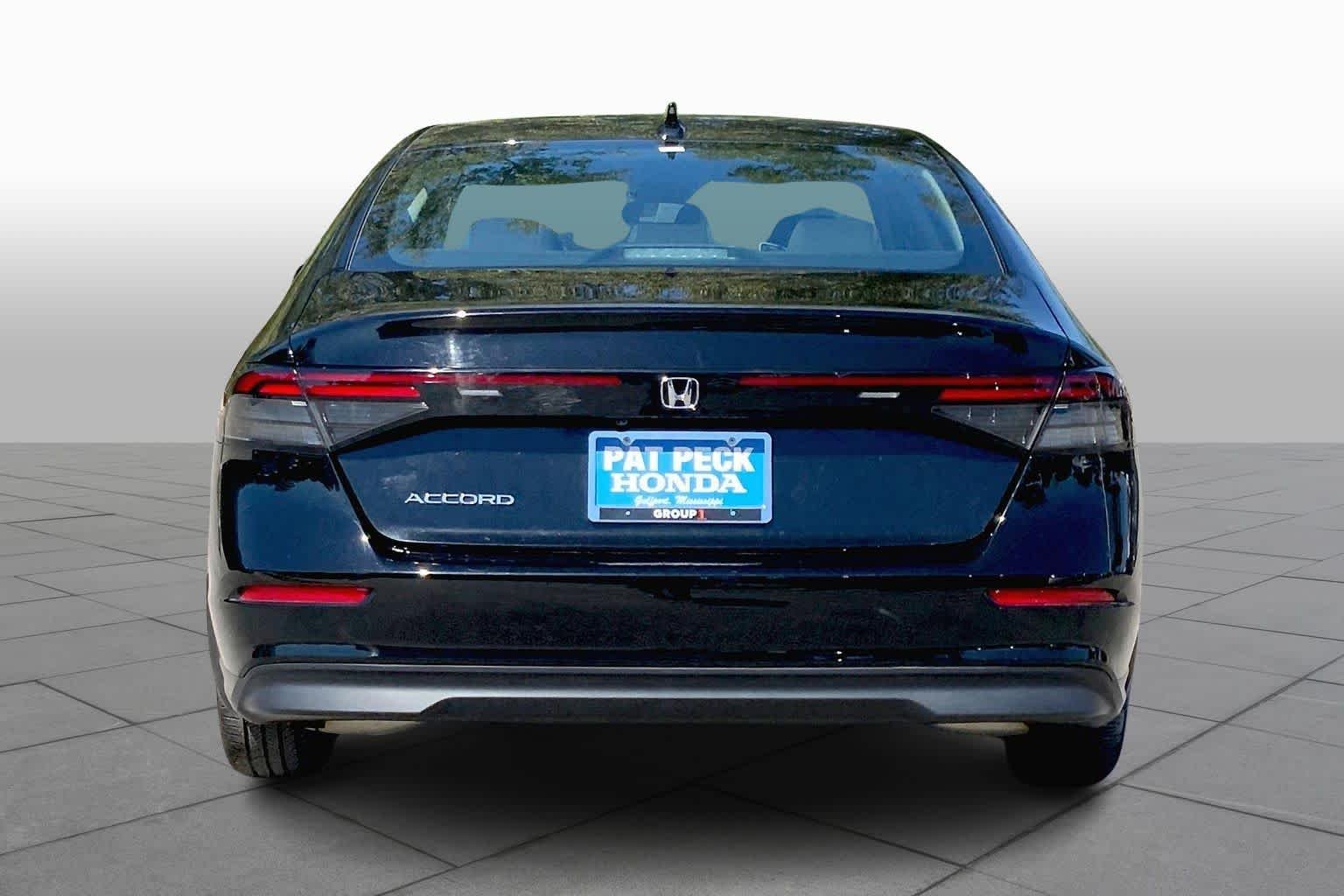 Used 2024 Crystal Black Pearl Honda LX image 5